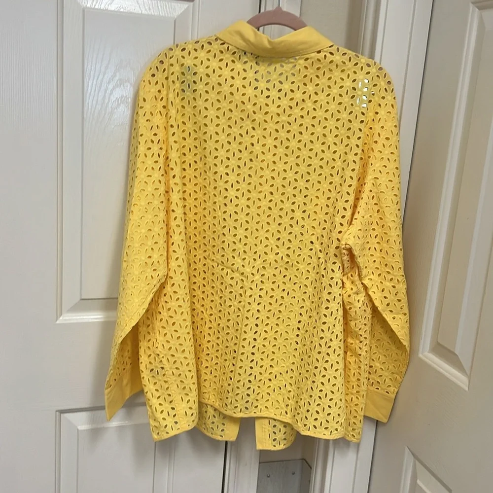 Susan Graver Yellow Eyelet Top - Picture 4 of 4